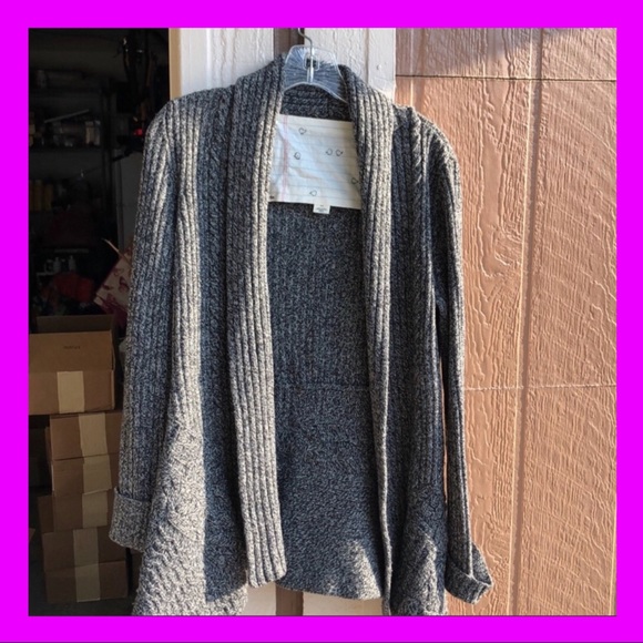 Anthropologie Sweaters - NWOT. Anthropologie cardigan Sweater
